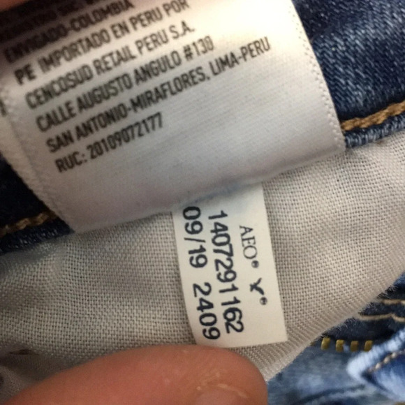 3/$20 American Eagle Super Hi-Rise Jegging Womens 0 Short Light Distressed Jeans - Picture 14 of 15